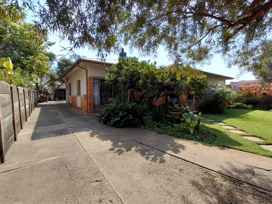 4 Bedroom Property for Sale in Potchefstroom North West